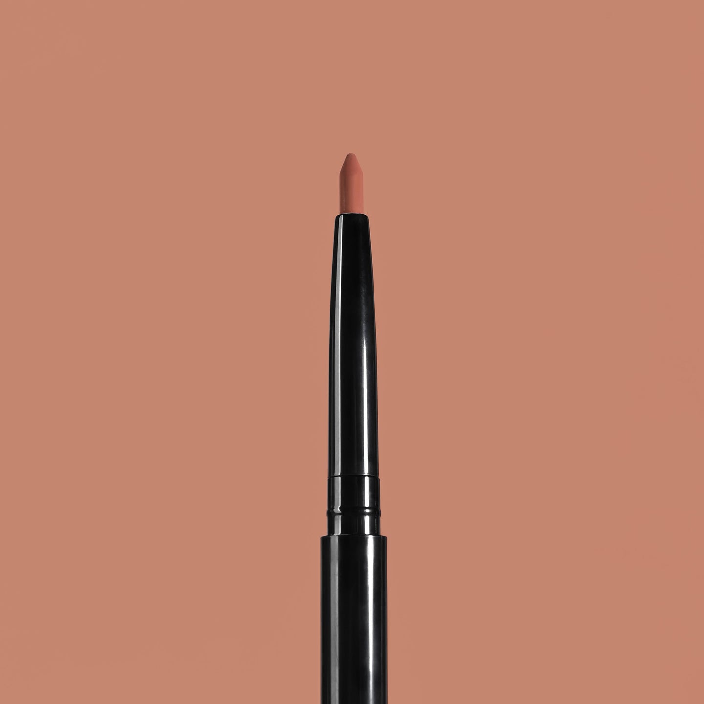 Smudge-Proof Long Wear Matte Creamy Lip Liner Retractable