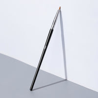 Fine Angled Eyeliner Brush