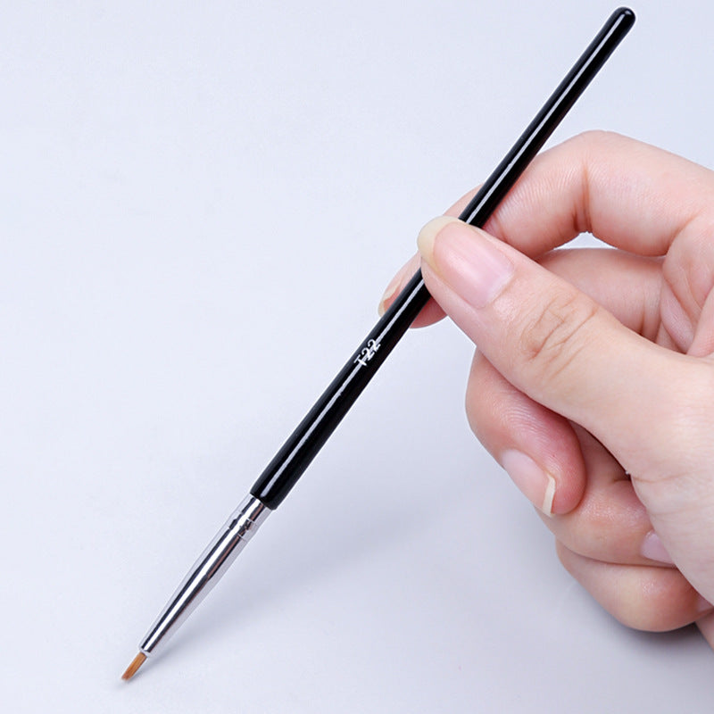 Fine Angled Eyeliner Brush