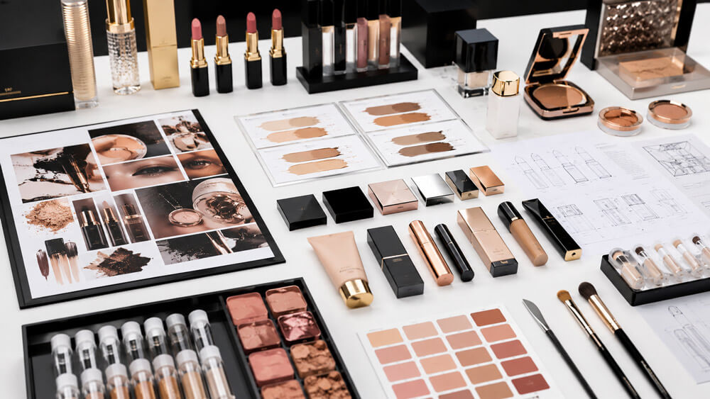 10  Easy Steps to Create Your Own Makeup Brand