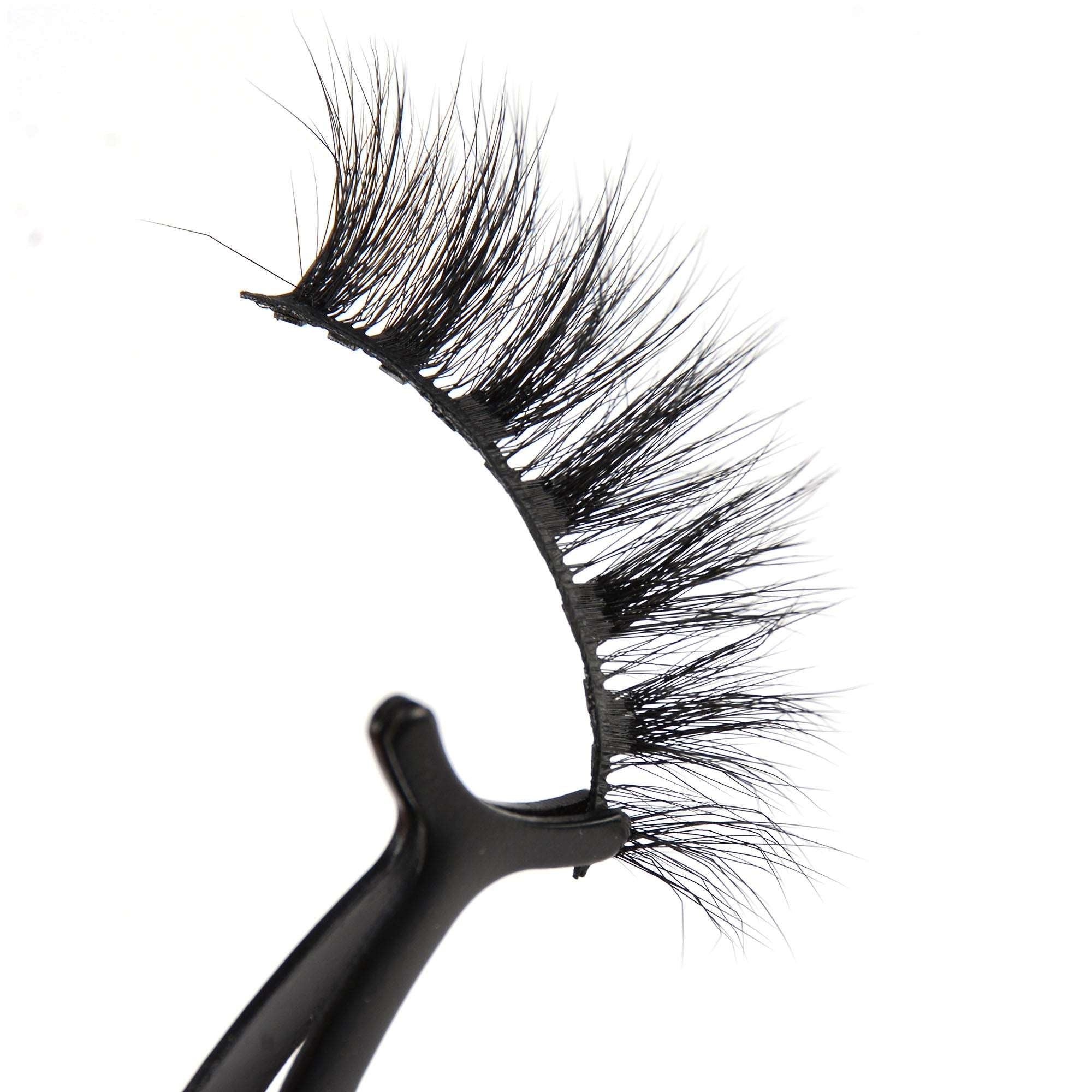 Biodegradable Vegan Demure Lash - SindeBella Beauty Store